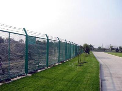 公路護(hù)欄網(wǎng)